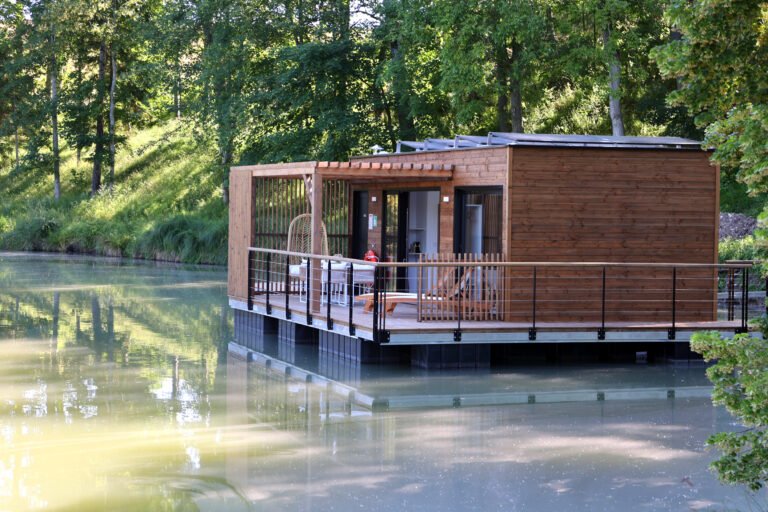 lodge flottant domaine de neuville champagne