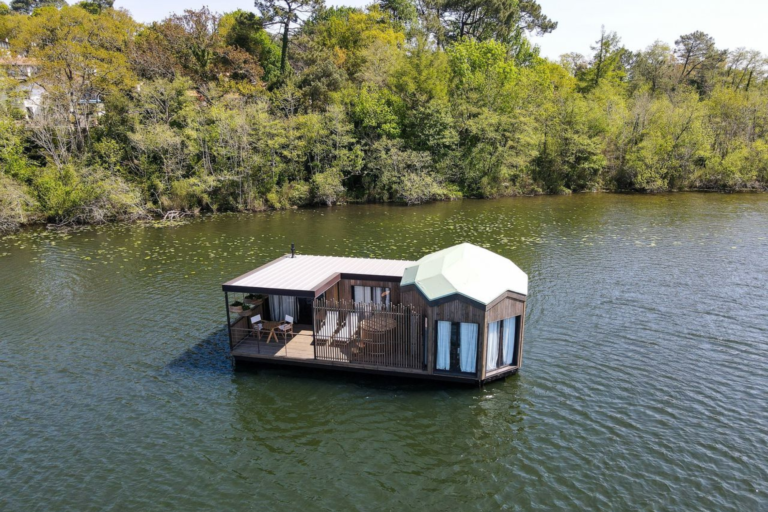 lodge-brindos-anglet