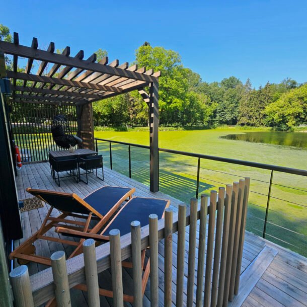 Terrasse Lodge flottant en Champagne